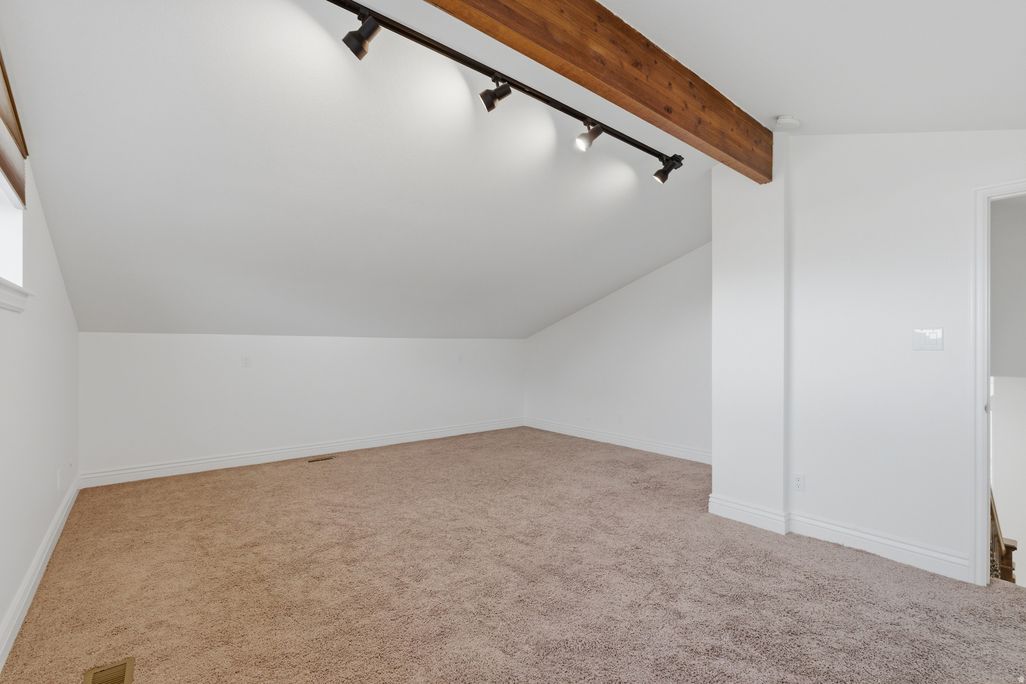 CEDAR HILLS - Residential