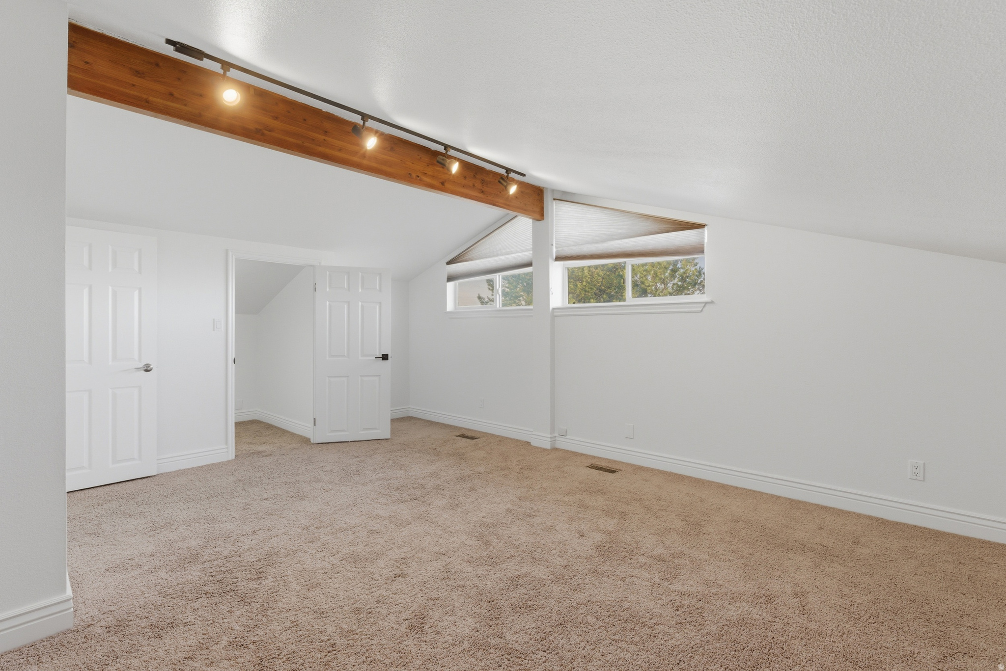 CEDAR HILLS - Residential