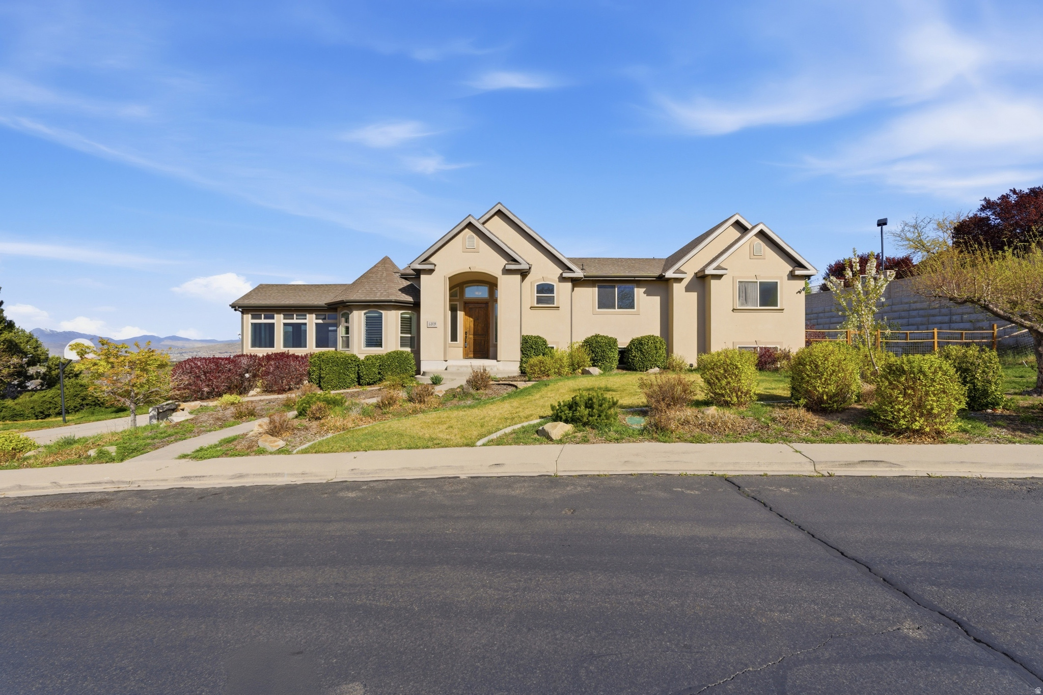 CEDAR HILLS - Residential