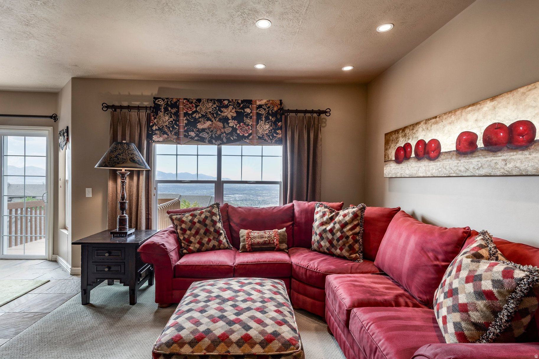 STONELEIGH HEIGHTS AT SUNCREST PHASE 1 - Residential