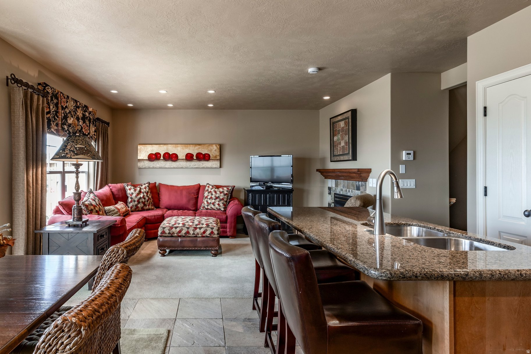 STONELEIGH HEIGHTS AT SUNCREST PHASE 1 - Residential