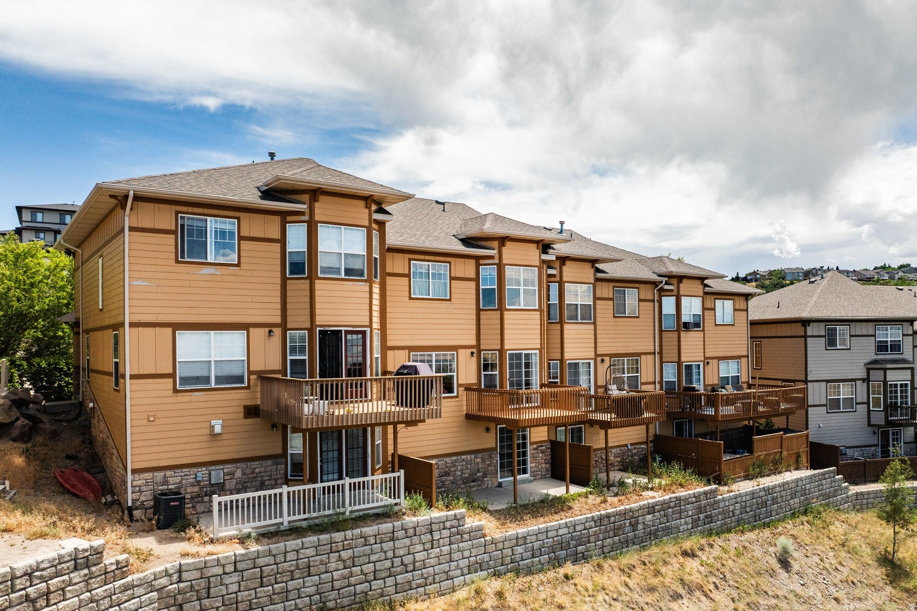 STONELEIGH HEIGHTS AT SUNCREST PHASE 1 - Residential