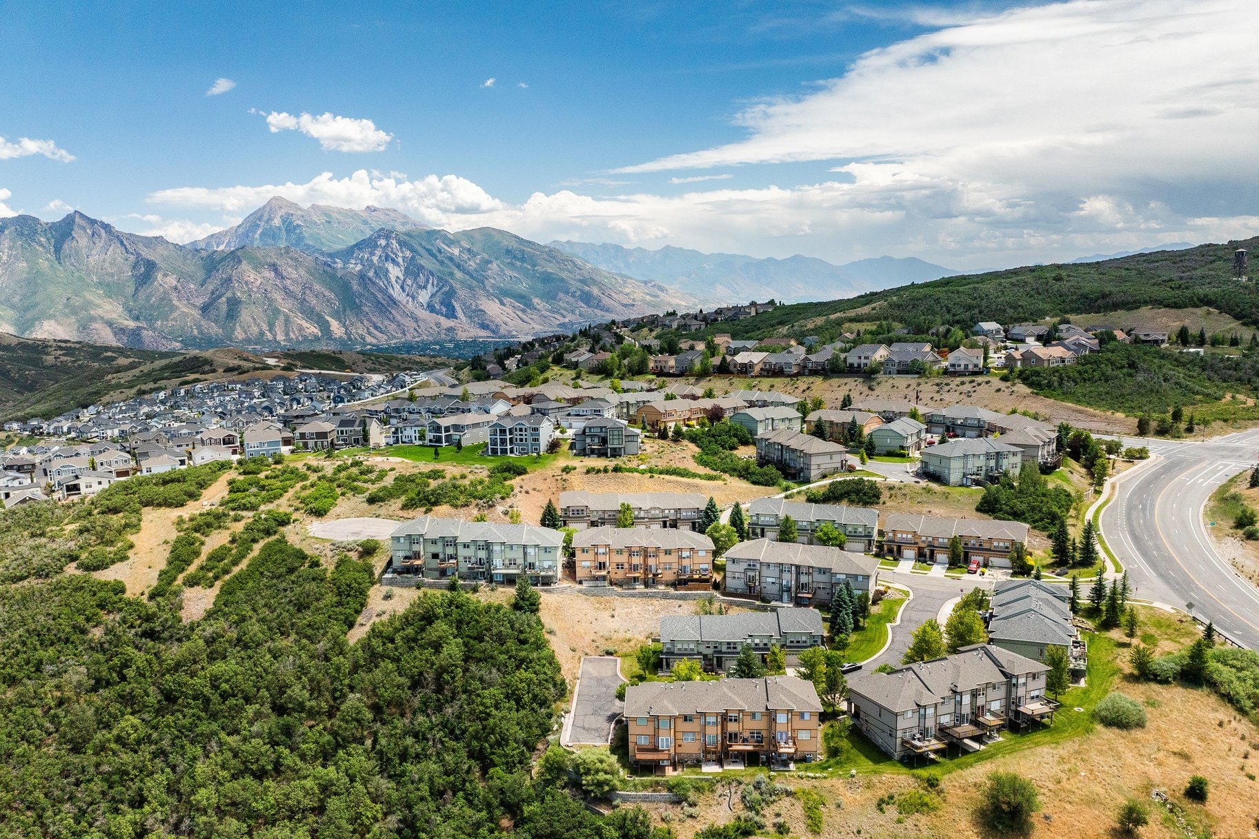 STONELEIGH HEIGHTS AT SUNCREST PHASE 1 - Residential