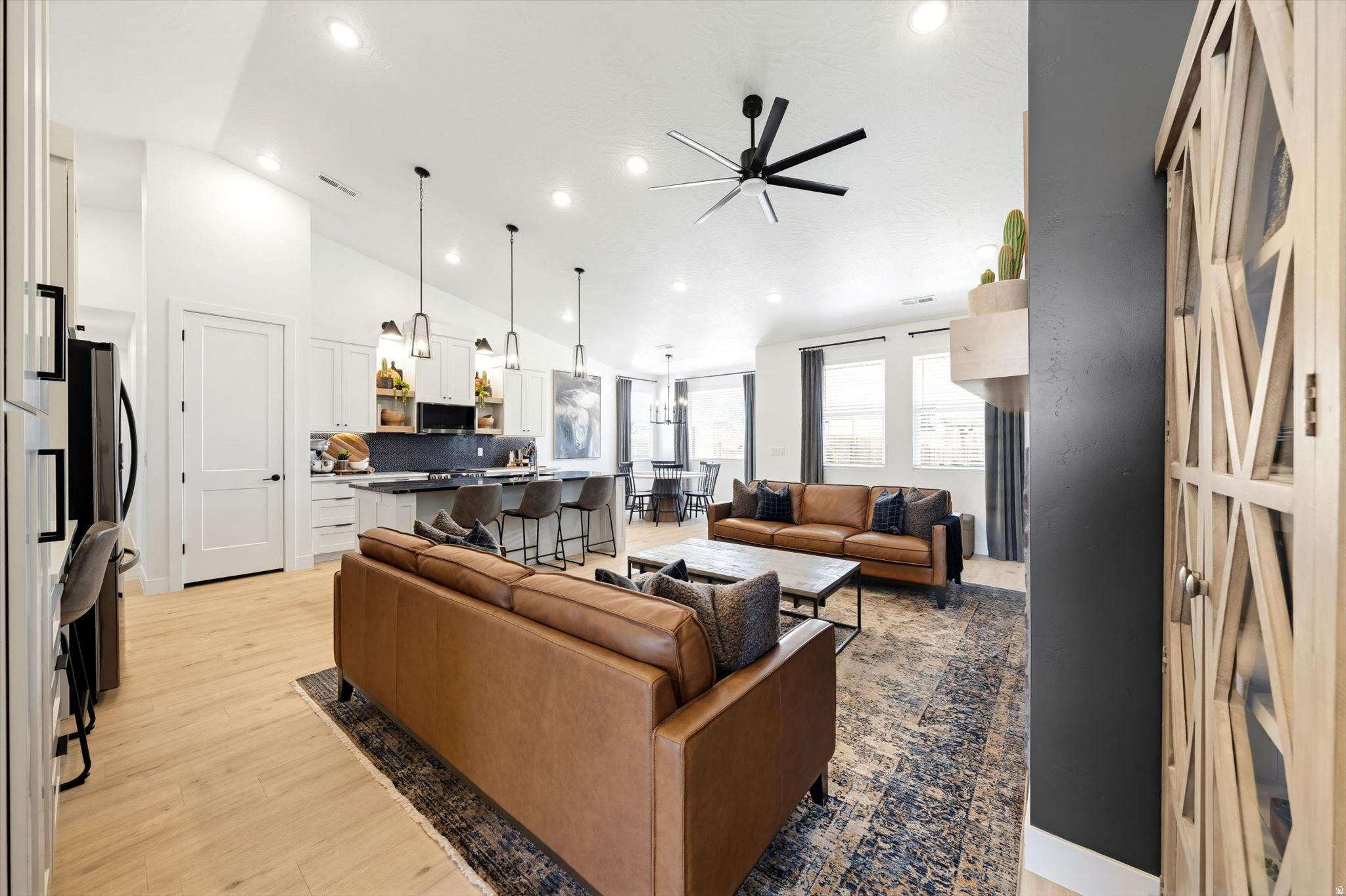 SOUTHSIDE - Residential