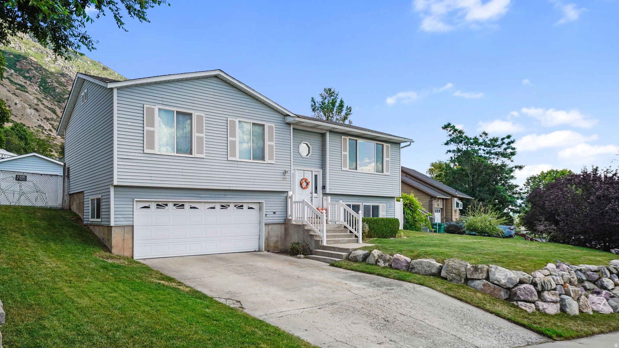 EAGLE RIDGE - Residential