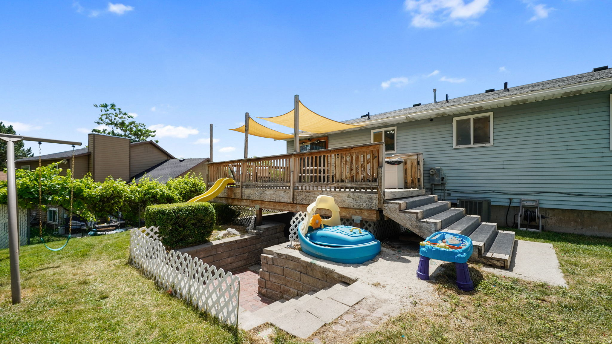 EAGLE RIDGE - Residential