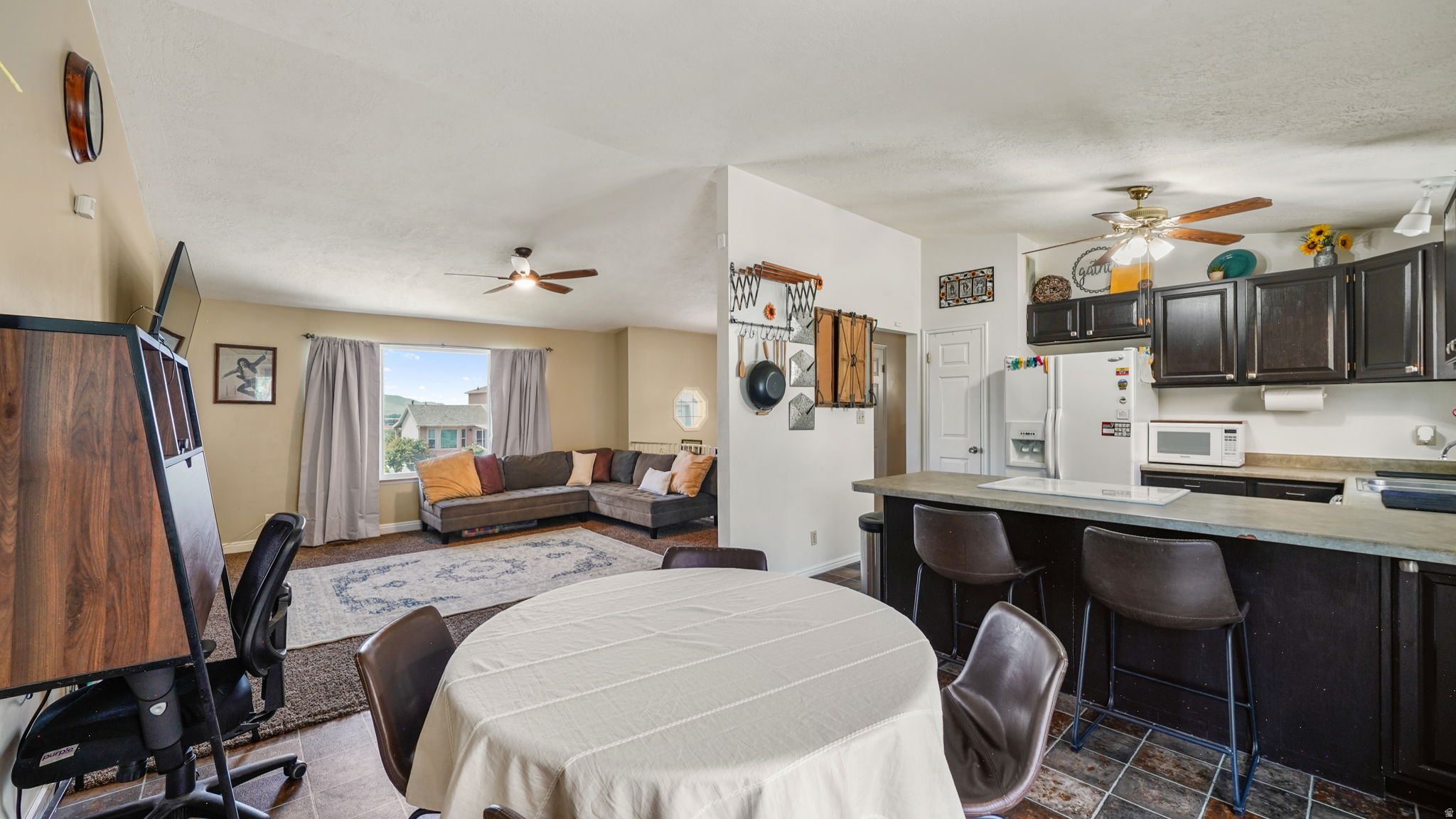 EAGLE RIDGE - Residential