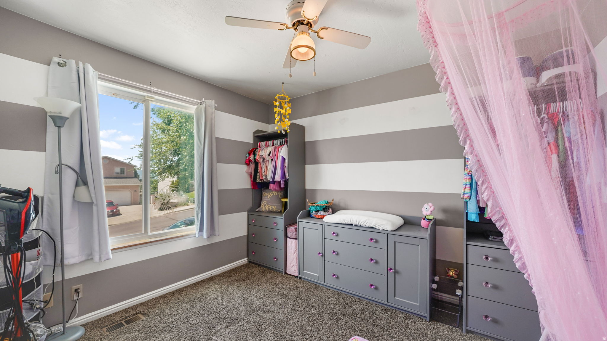 EAGLE RIDGE - Residential