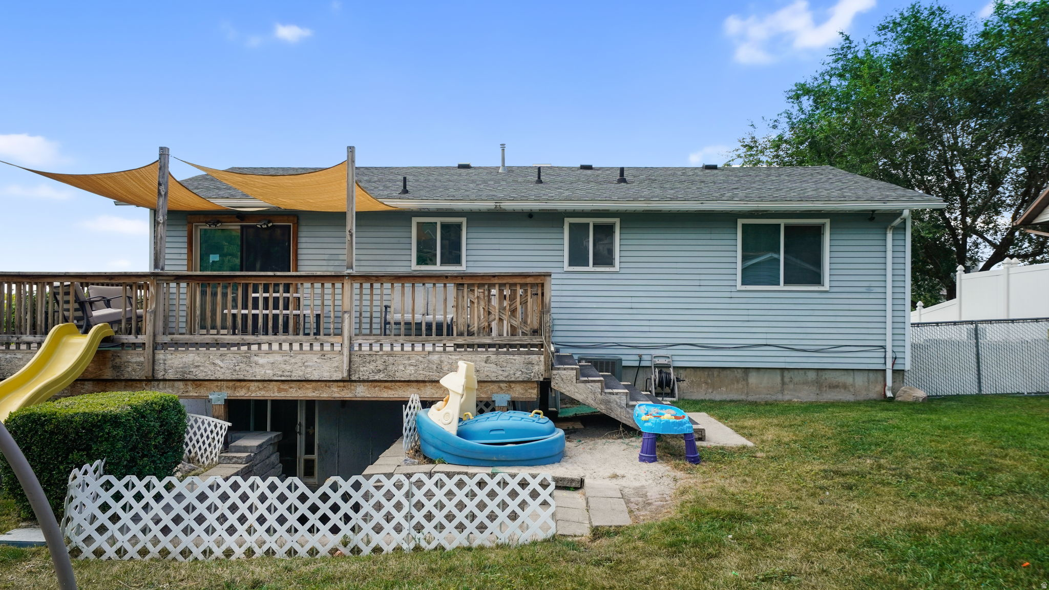 EAGLE RIDGE - Residential