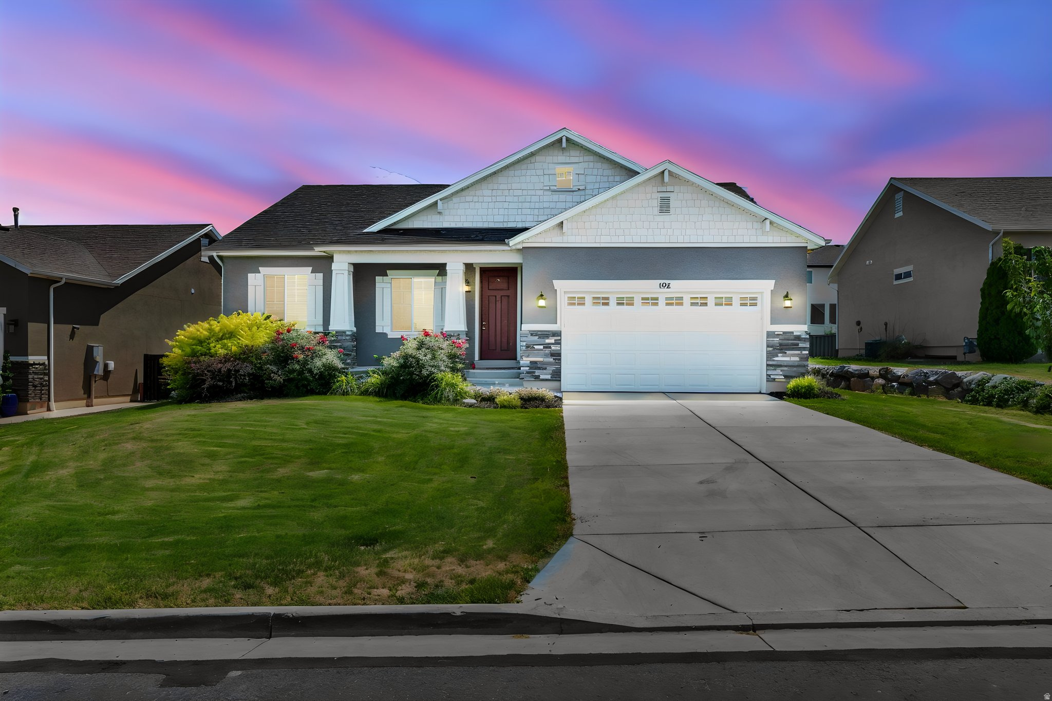 LAKESIDE - Residential