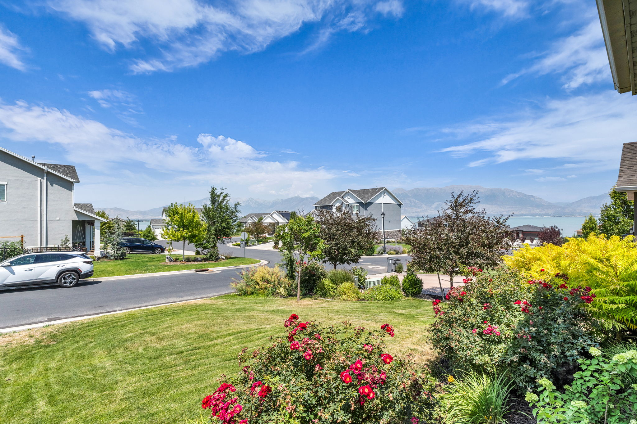 LAKESIDE - Residential