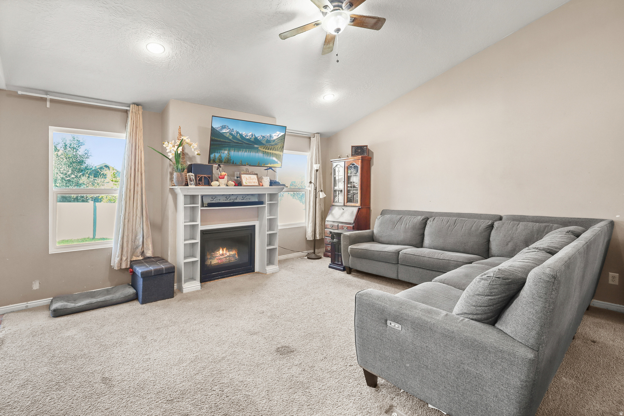 AUTUMN RIDGE PH 1 - Residential