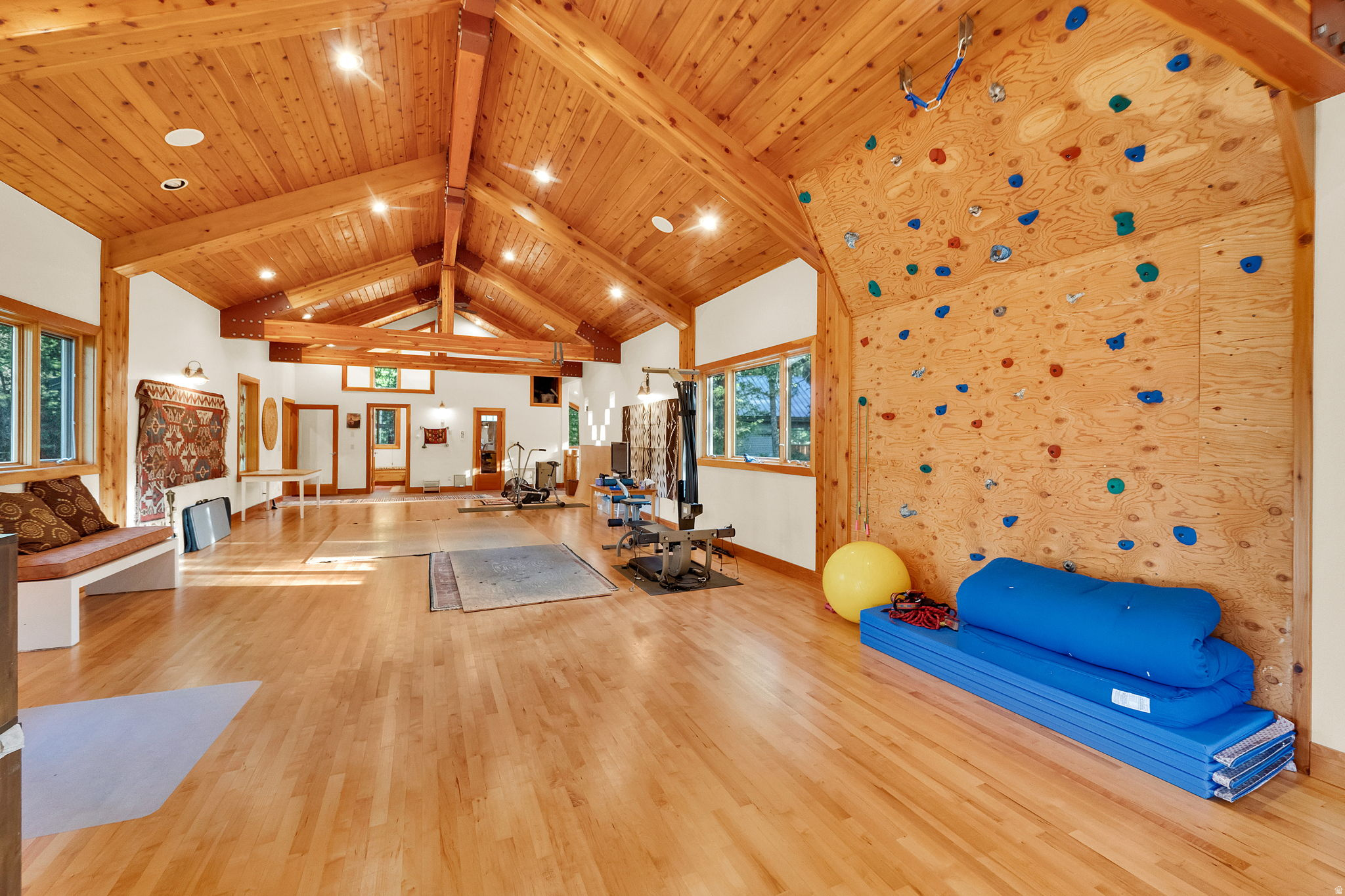 CARDIFF - Residential