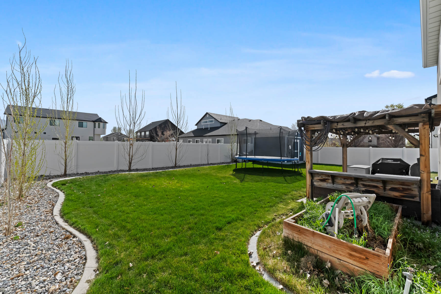 THE GRASSLANDS - Residential