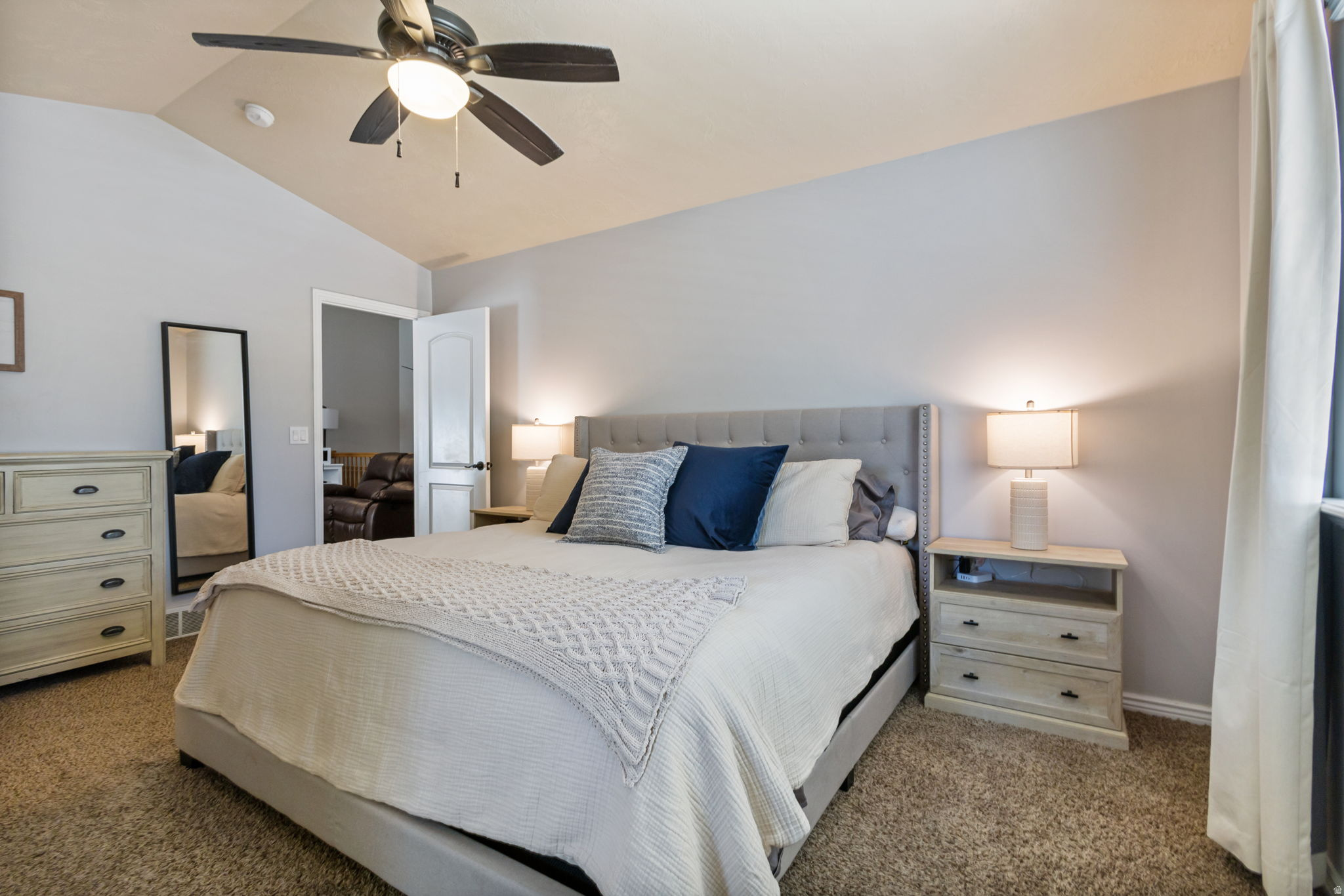 HERRIMAN VILLAGE - Residential