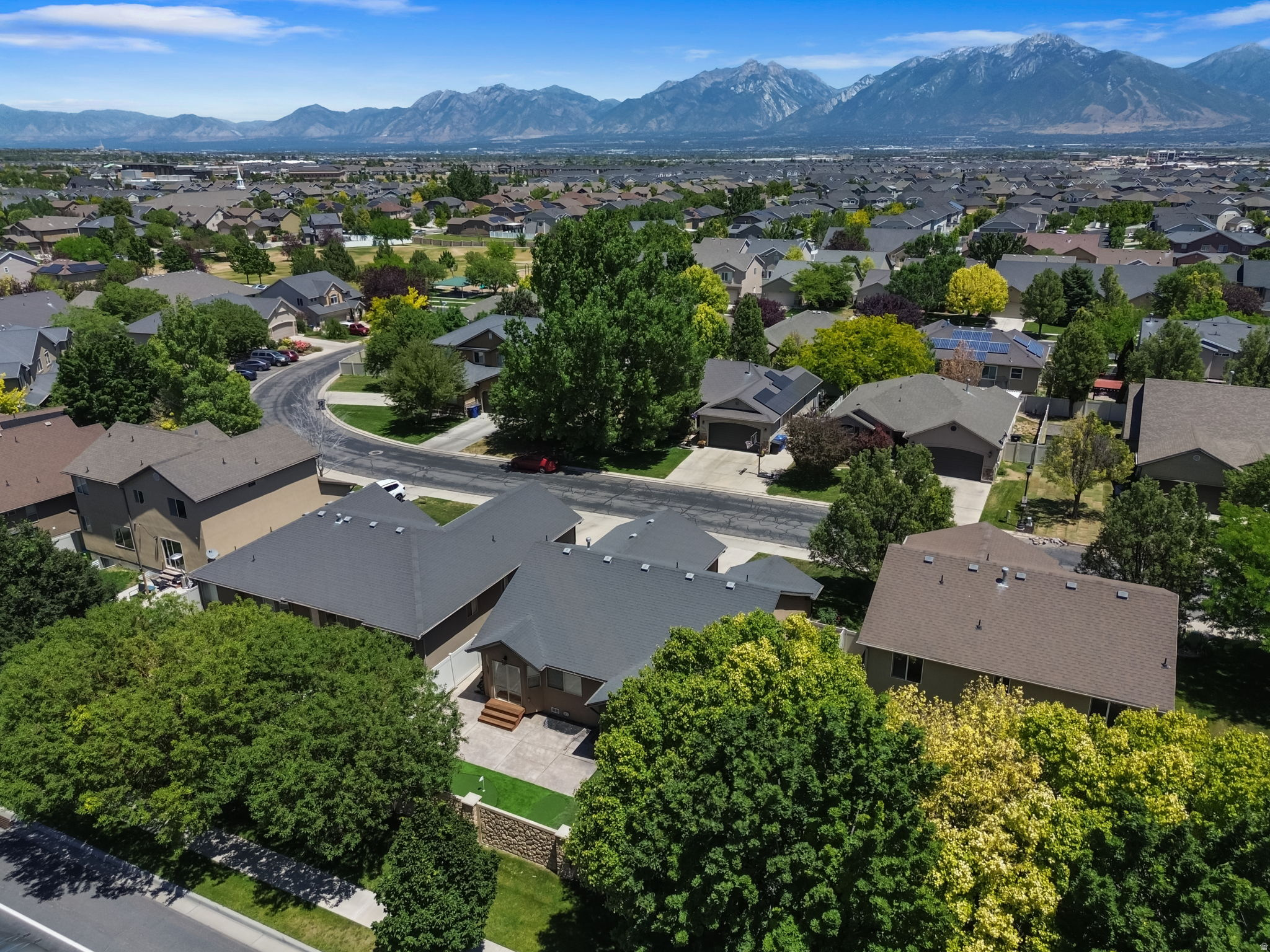 HERRIMAN VILLAGE - Residential