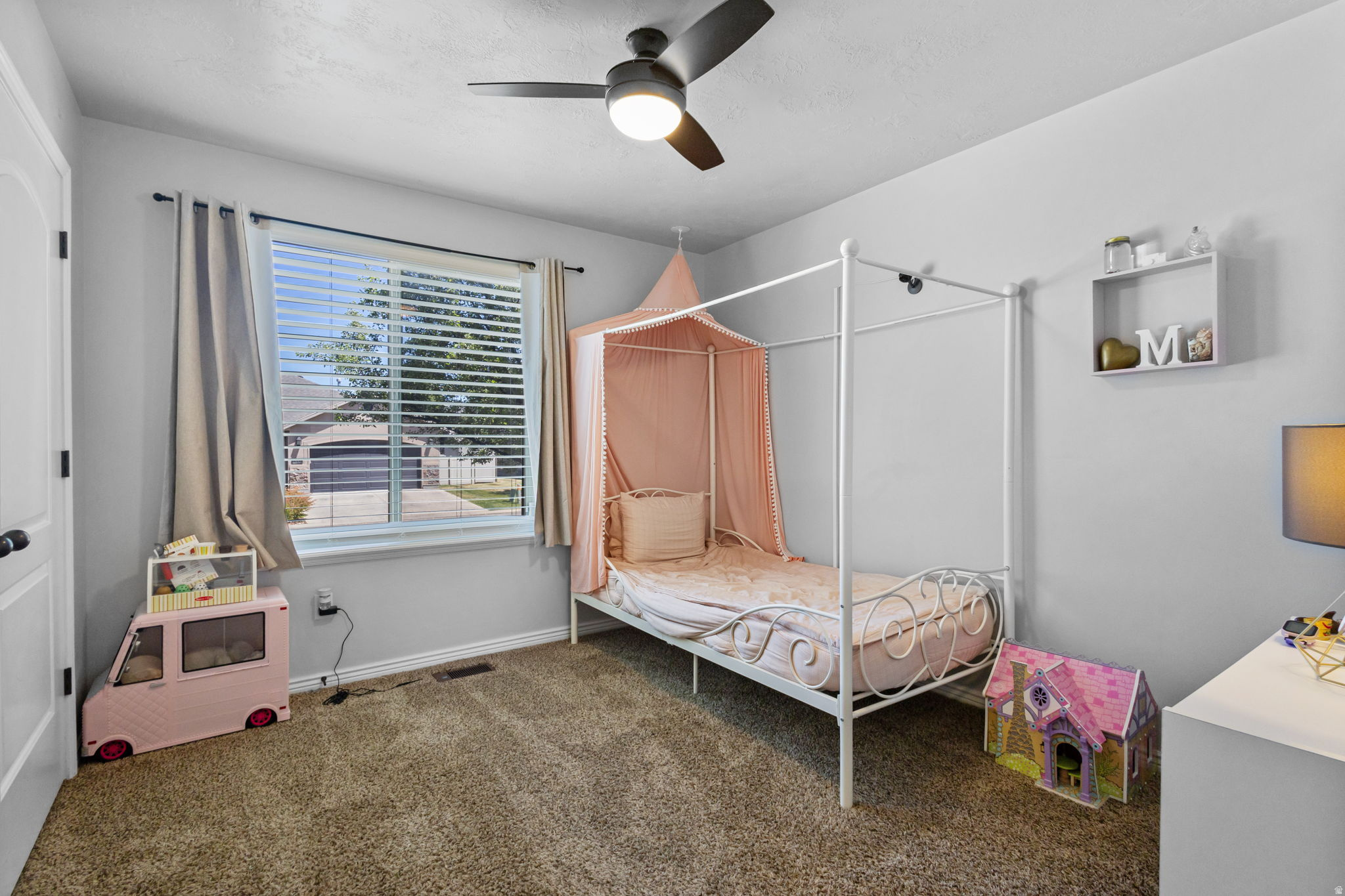 HERRIMAN VILLAGE - Residential