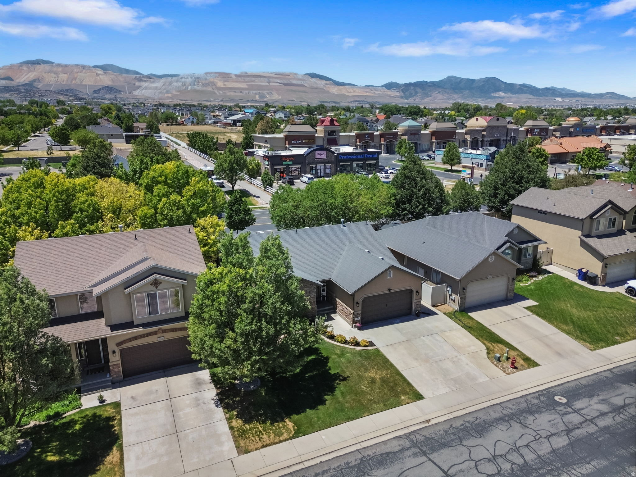 HERRIMAN VILLAGE - Residential