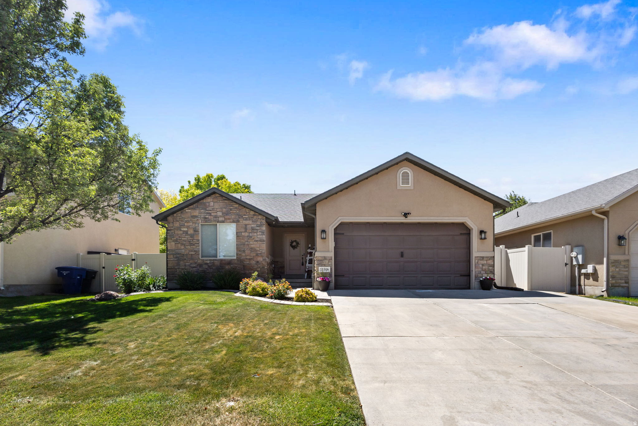 HERRIMAN VILLAGE - Residential