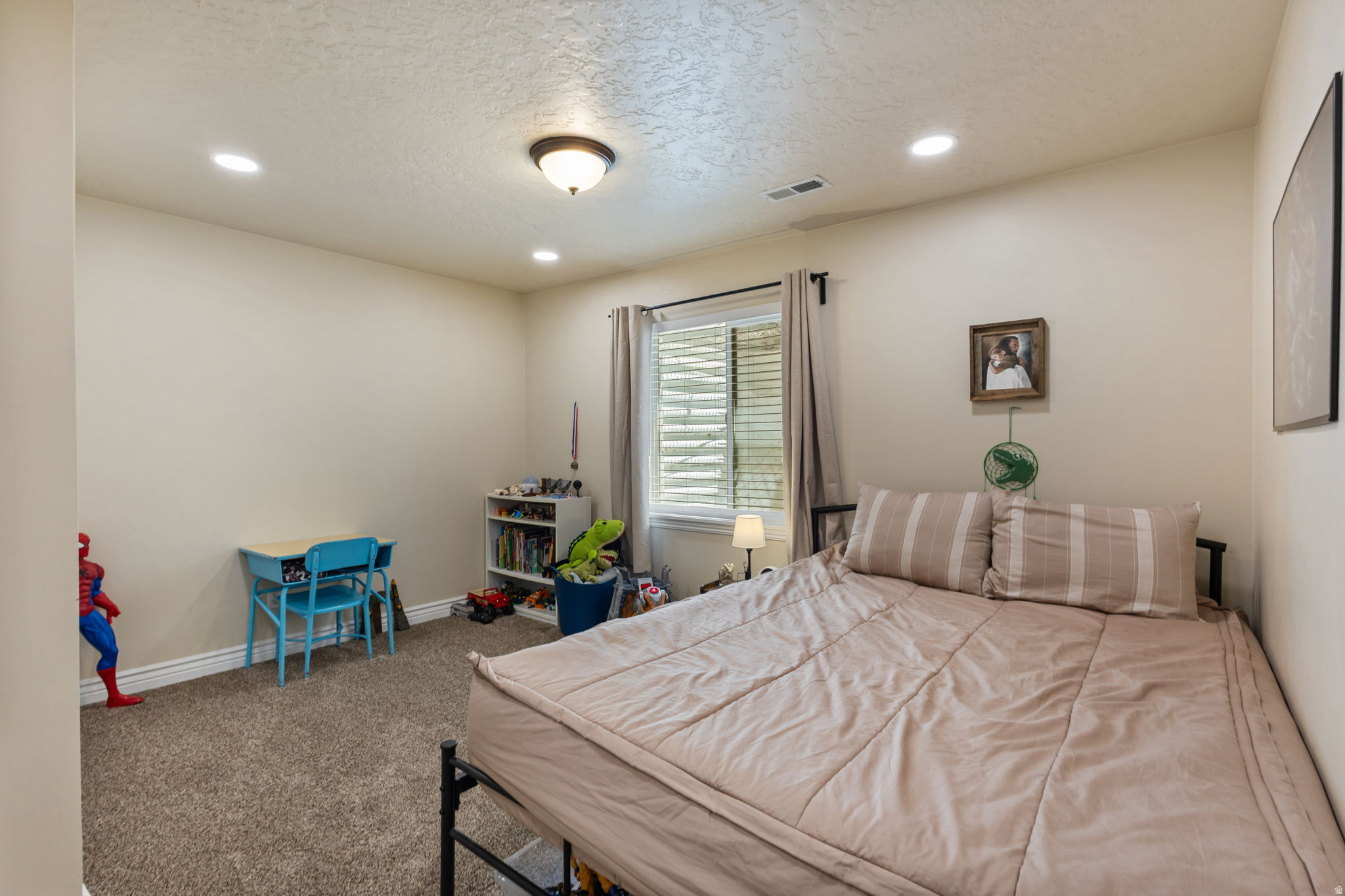 HERRIMAN VILLAGE - Residential