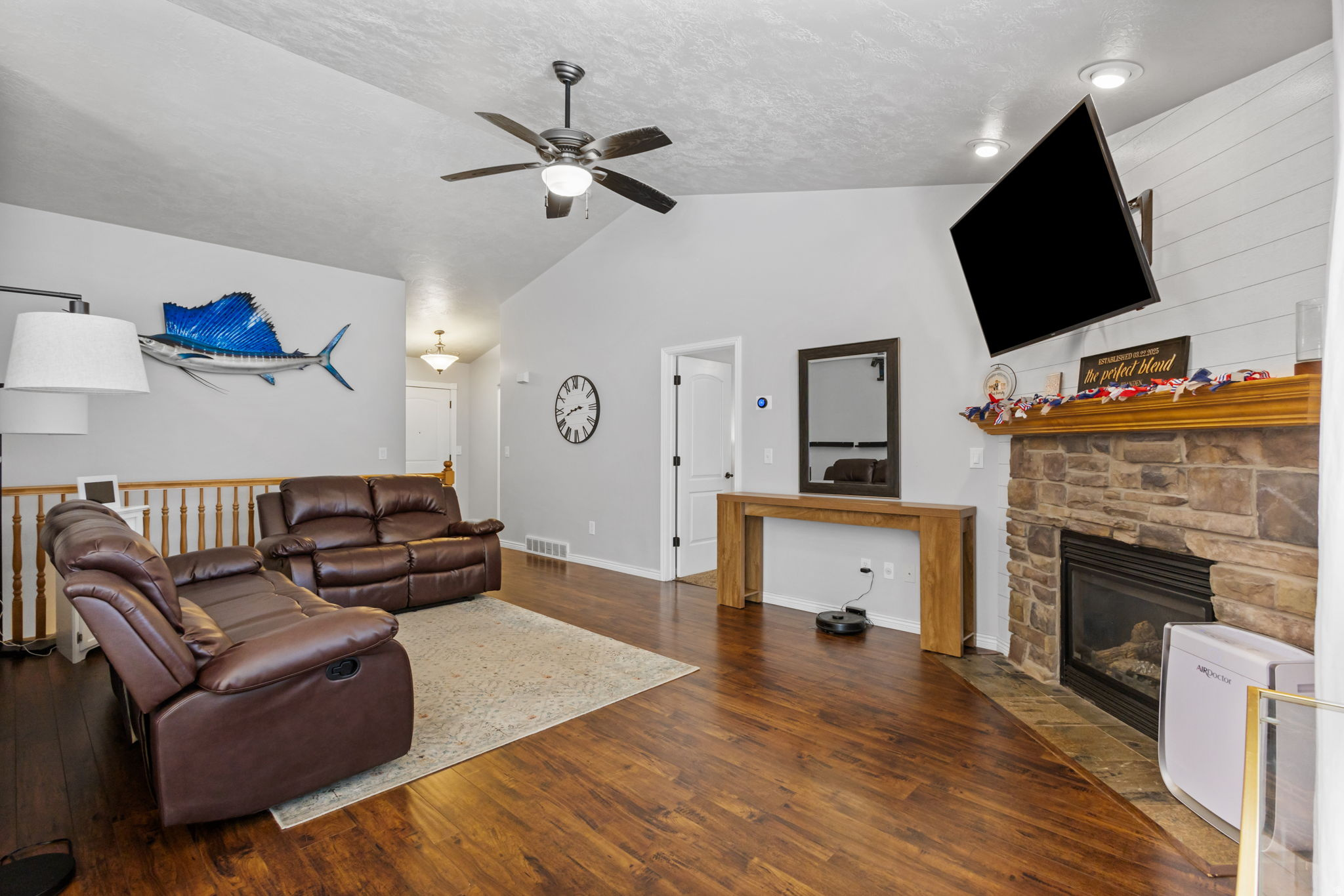 HERRIMAN VILLAGE - Residential