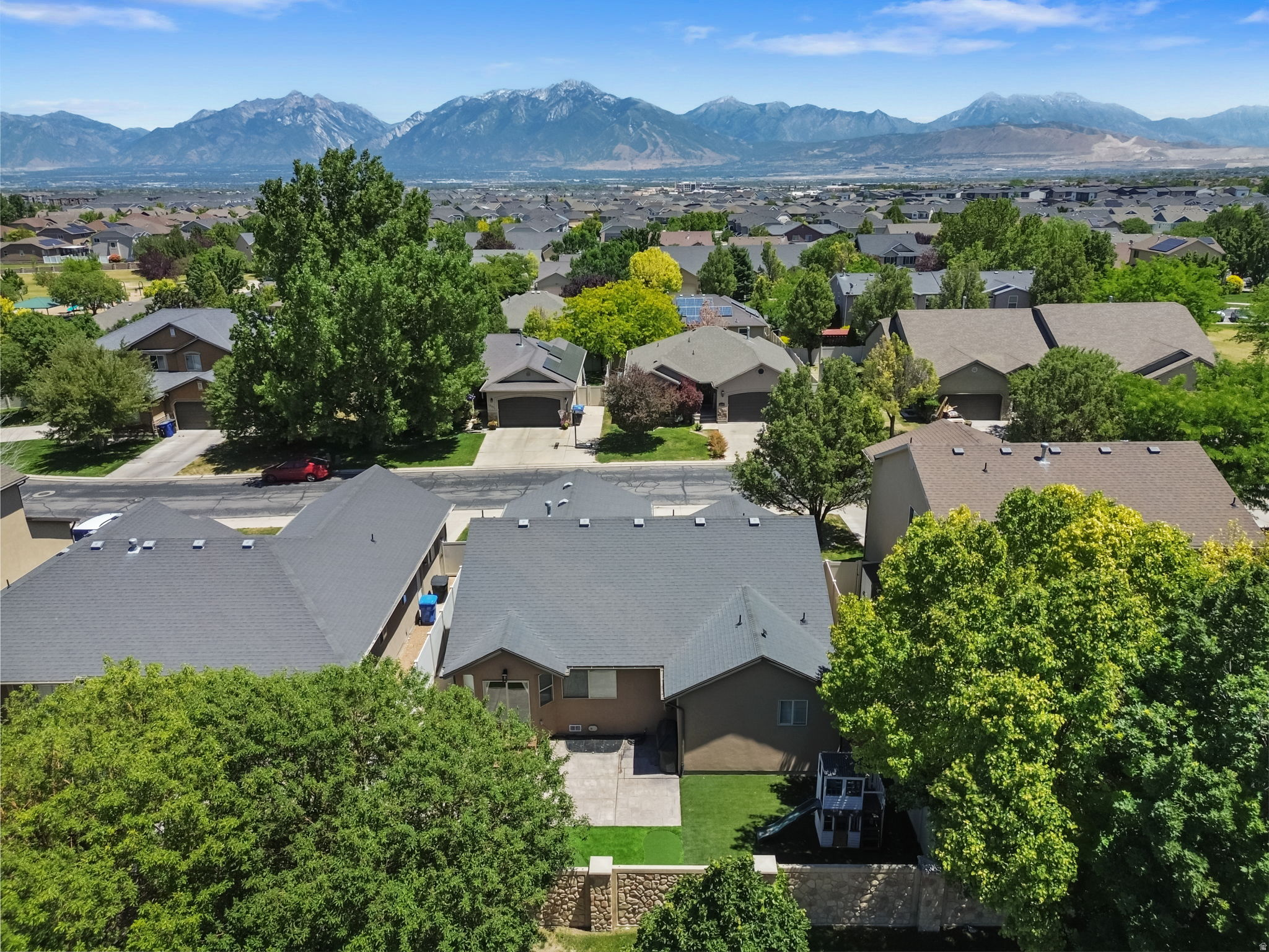 HERRIMAN VILLAGE - Residential
