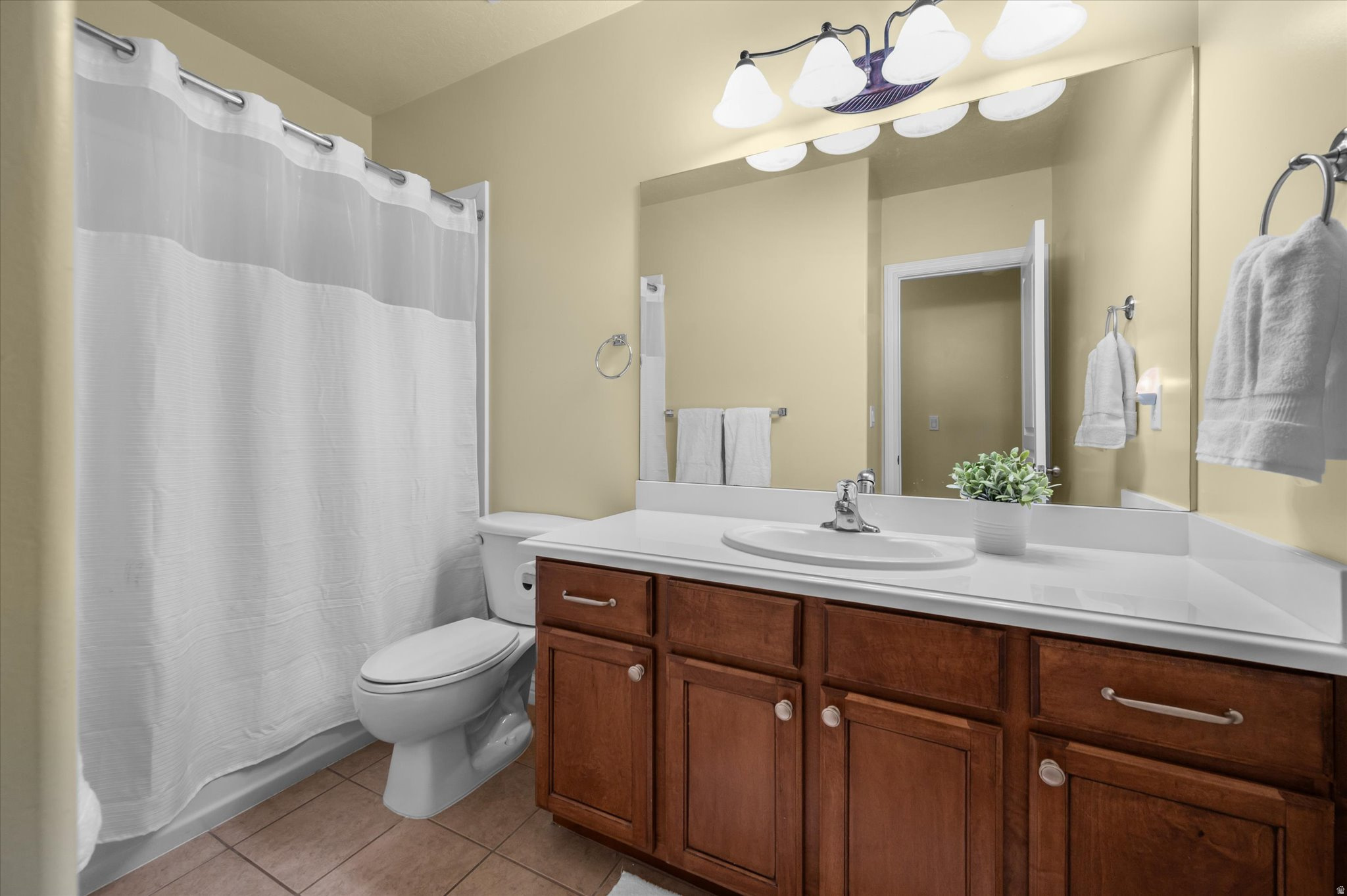 CRYSTAL CREEK - Residential