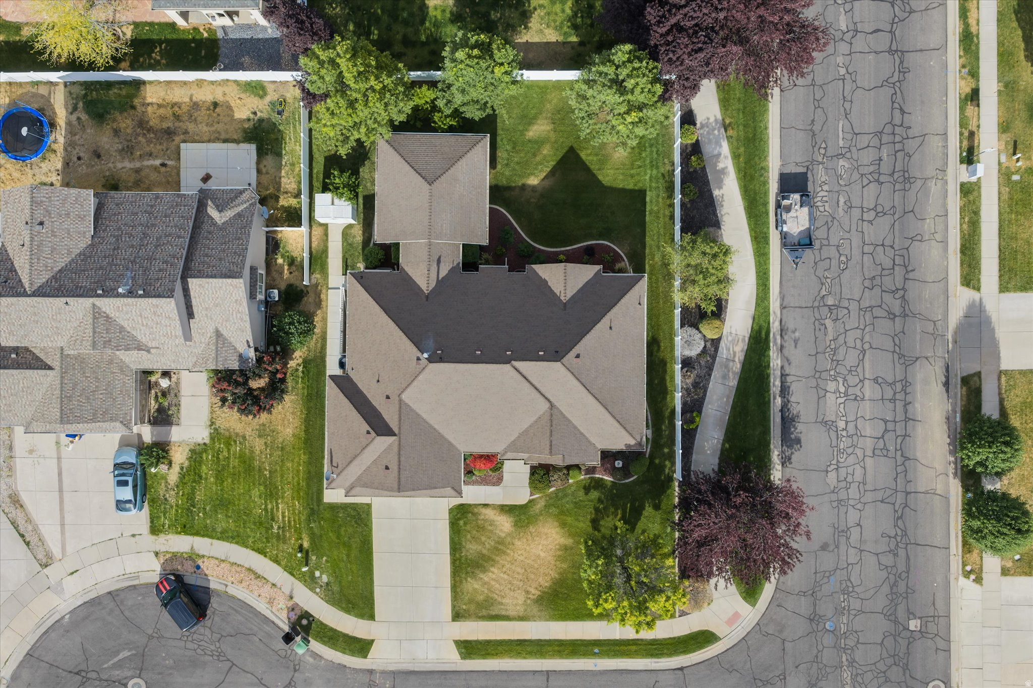 CRYSTAL CREEK - Residential