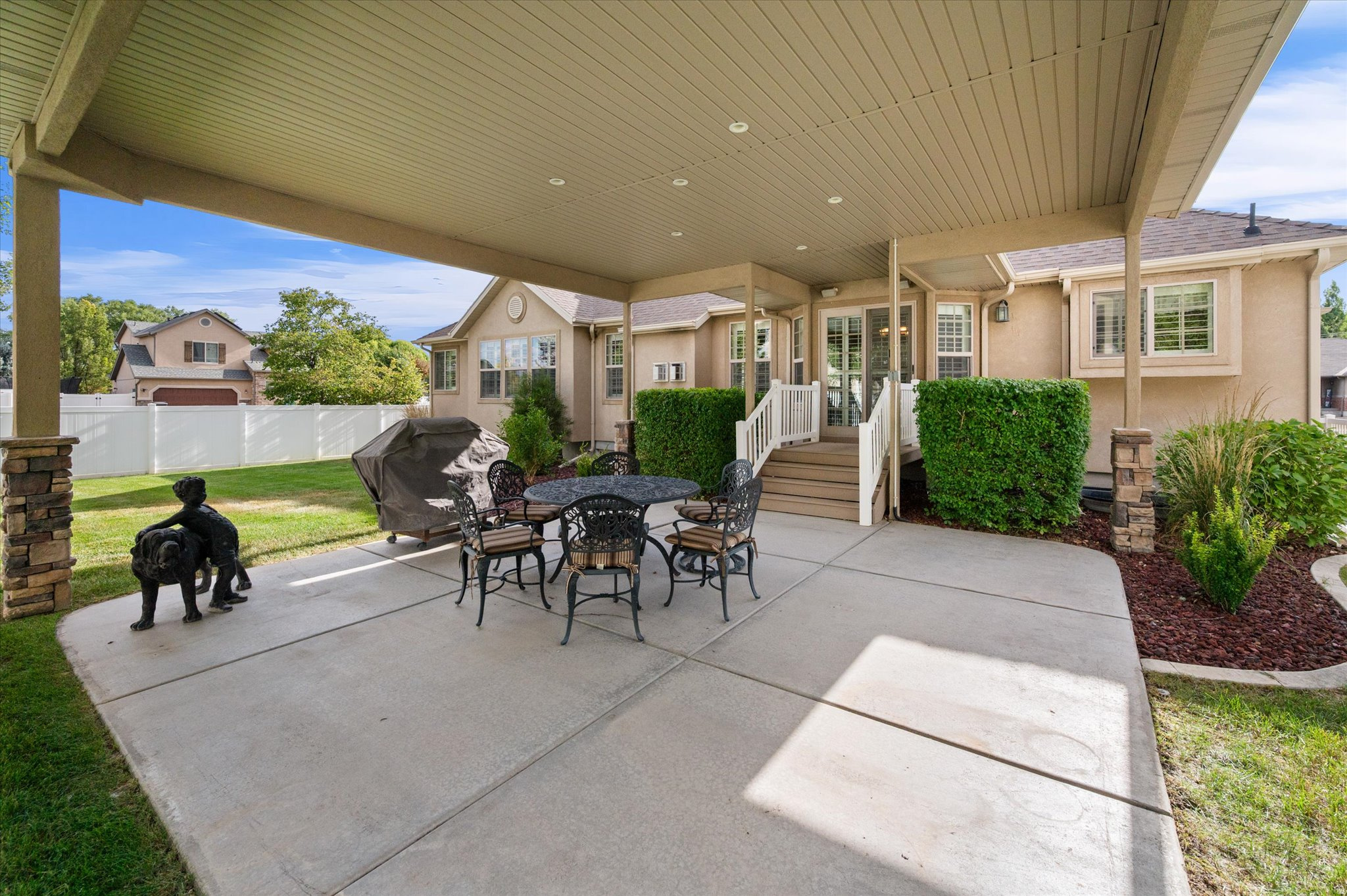 CRYSTAL CREEK - Residential