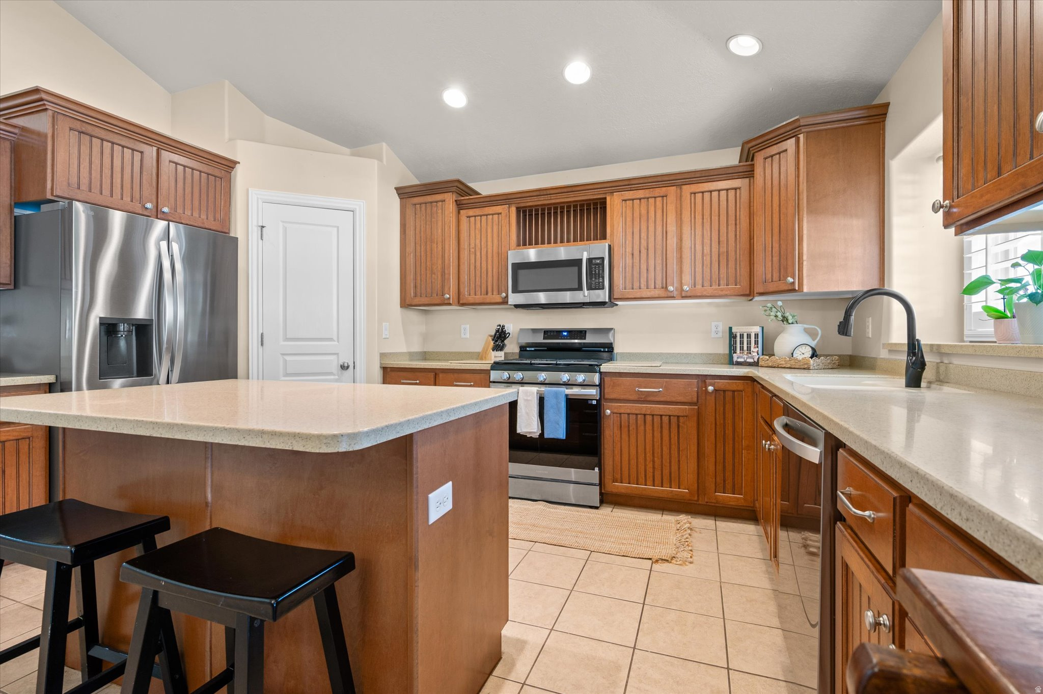 CRYSTAL CREEK - Residential