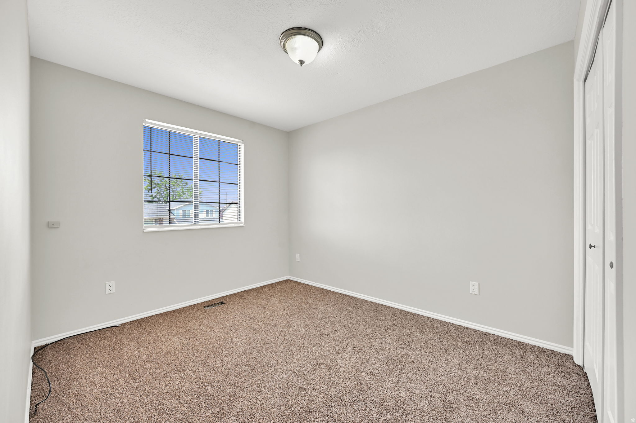 EAST MEADOW - Residential