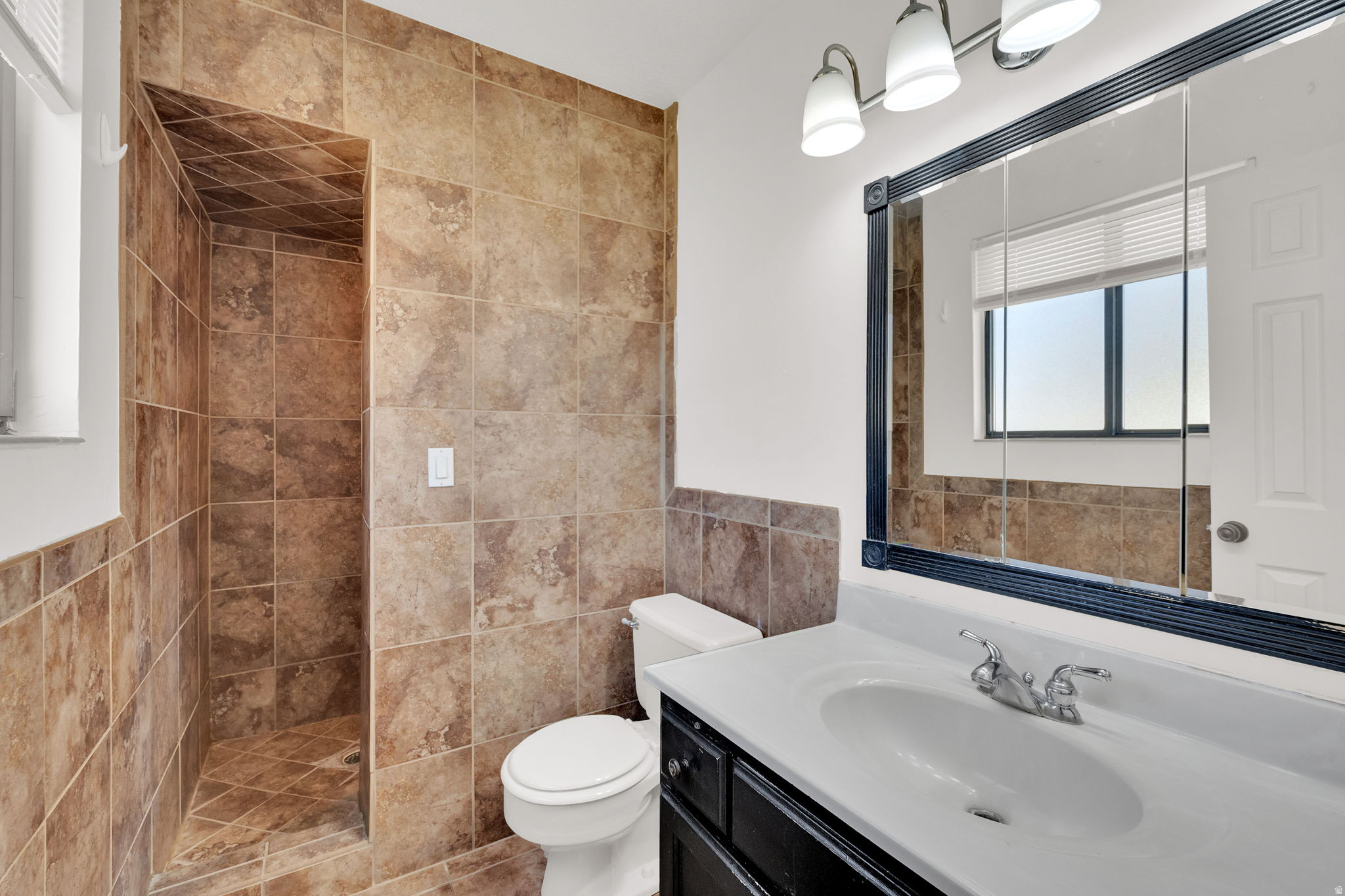 EAST MEADOW - Residential