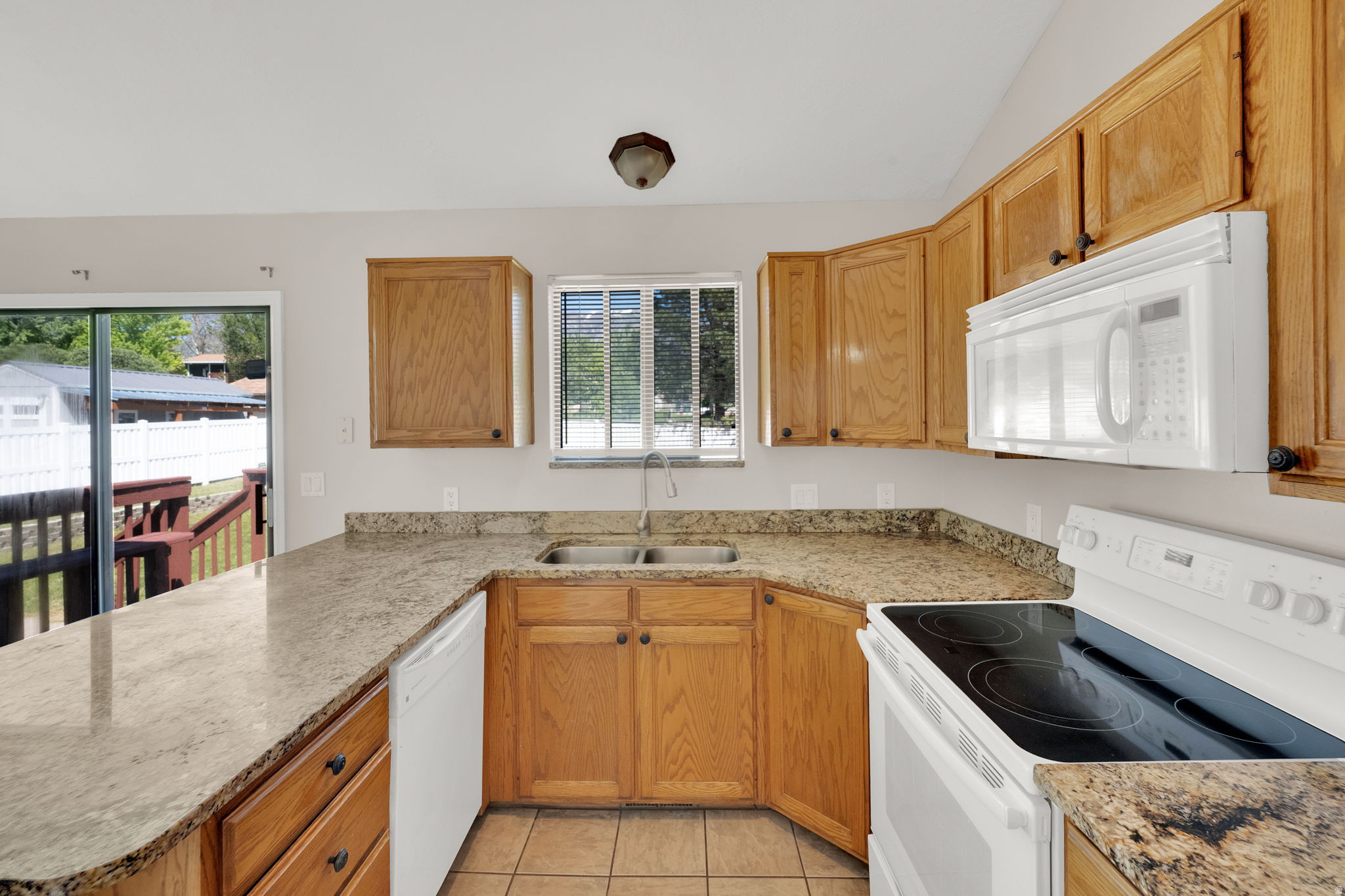 EAST MEADOW - Residential