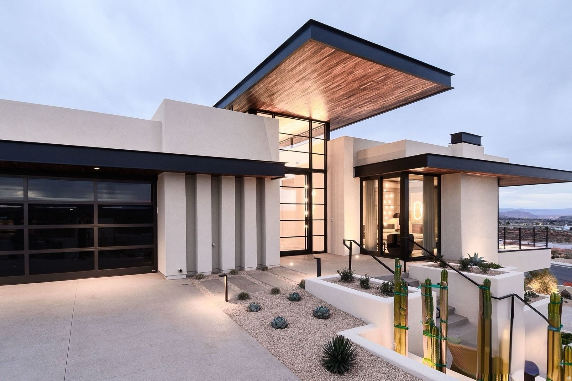 SOLENTE VILLAGE - Residential