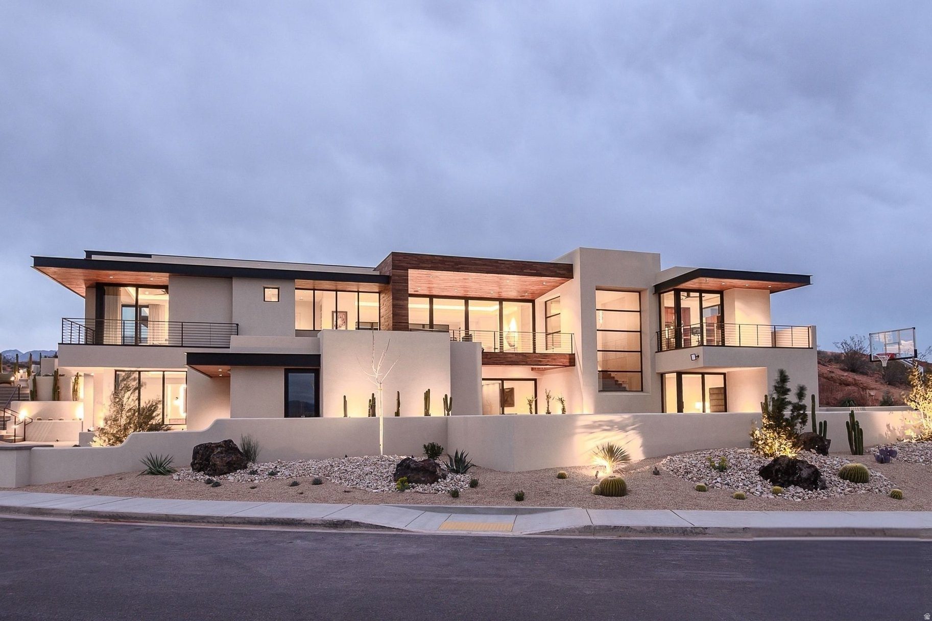 SOLENTE VILLAGE - Residential