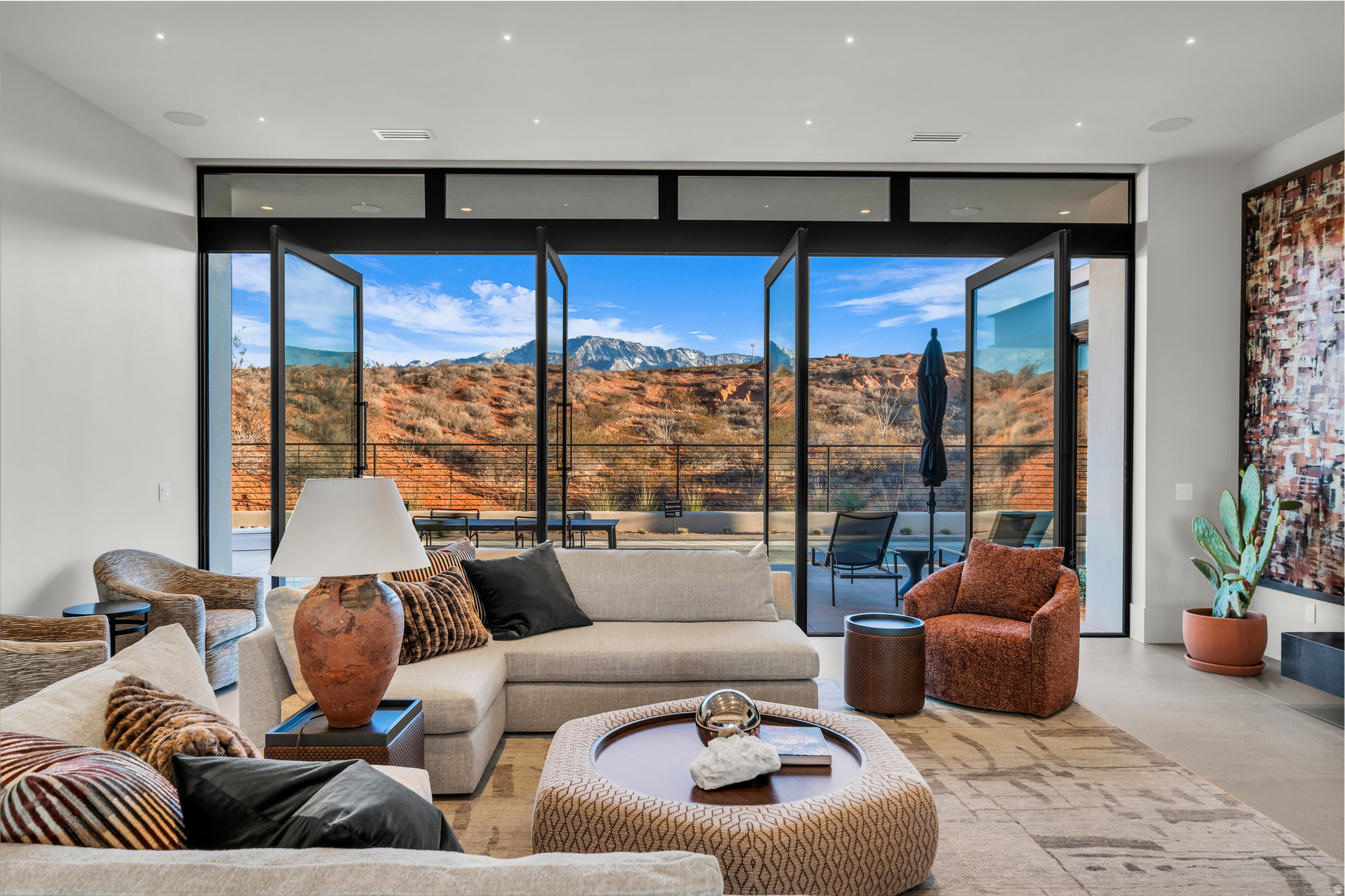 SOLENTE VILLAGE - Residential