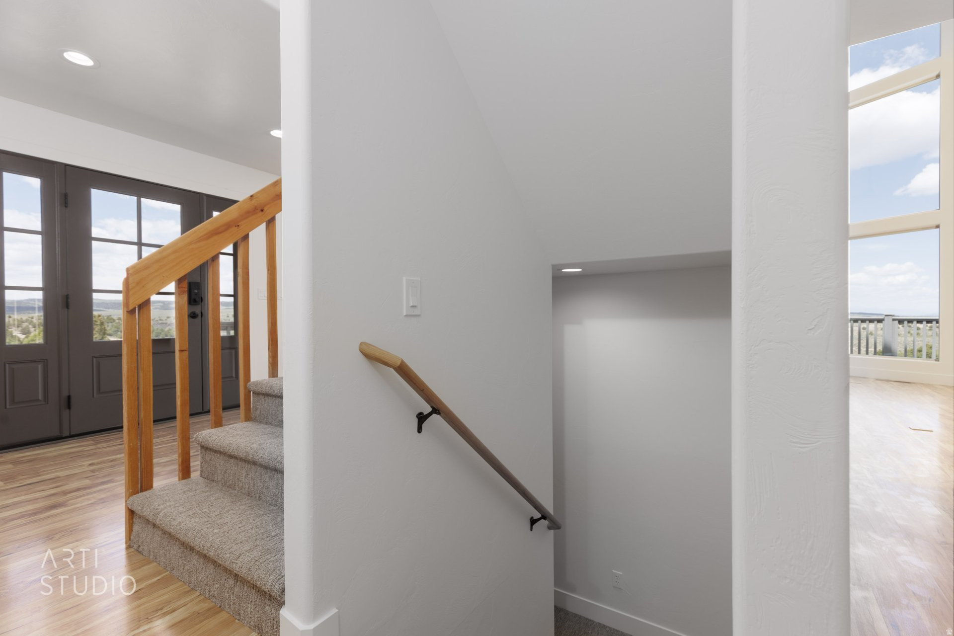 PAUNSAUGUNT CLIFFS SUBDIVISION - Residential
