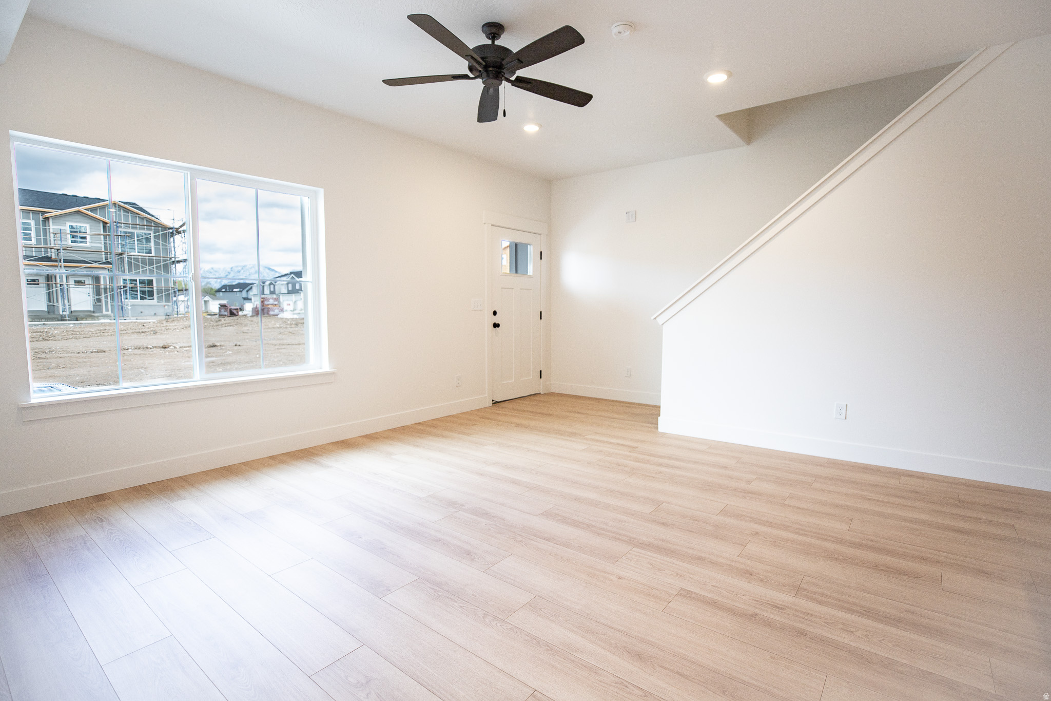 SALEM FIELDS - Residential