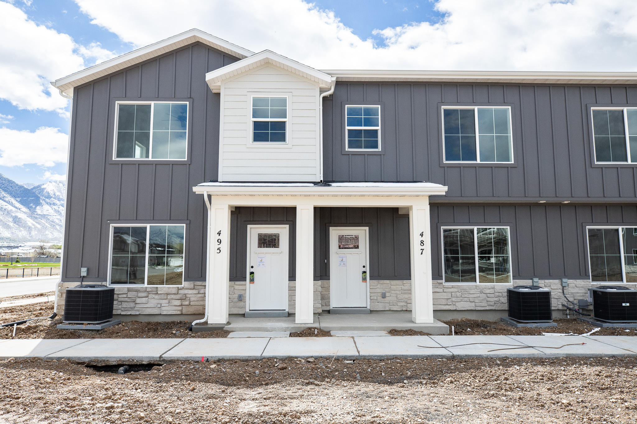 INTEREST RATES STARTING AS LOW AS 4.99% with our preferred lender or $20,000 INCENTIVE towards closing costs, rate buydown, or price reduction regardless of lender!  (Talk to agent for conditions.)  Must-See New Salem Fields Community! Move-in ready! This beautiful home built by Flagship Homes features 3 bedrooms + office, 2.5 bathrooms, quartz countertops, full landscaping, and a 2 car garage. The primary bedroom has a vaulted ceiling, large walk-in closet, and dual sinks with a large shower. Call for more information or stop by our model home at 495 E 720 N, Salem, UT for a tour. Model home hours: Monday-Saturday 11 AM - 6 PM. Buyers to verify all information. Square footage is from house plans.