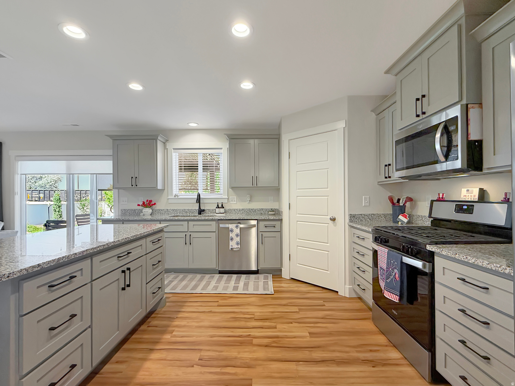 NORTHVIEW - Residential