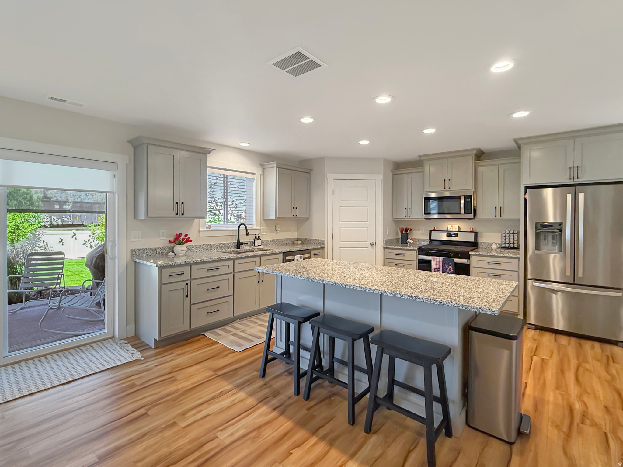 NORTHVIEW - Residential