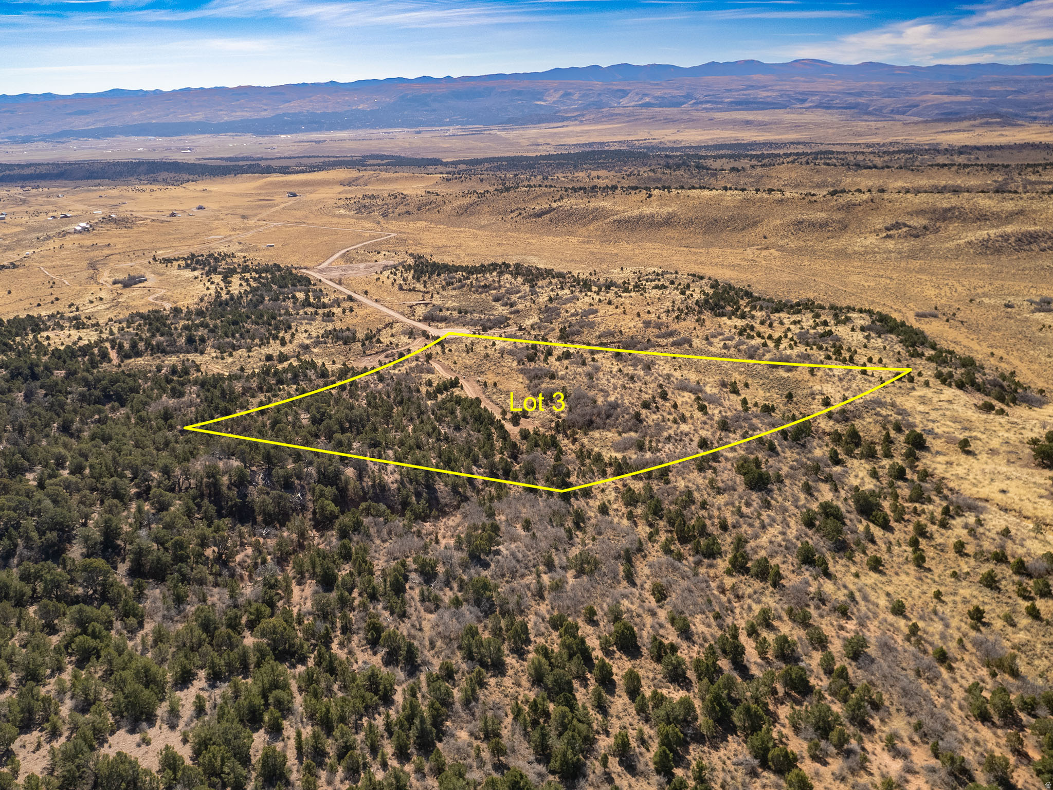 OAK HILLS RANCH - Land
