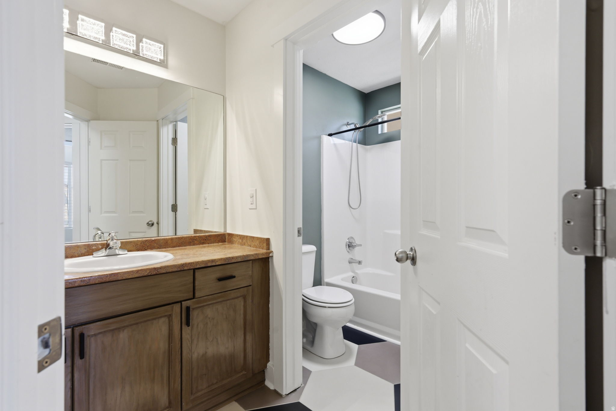 SUNCREST - Residential