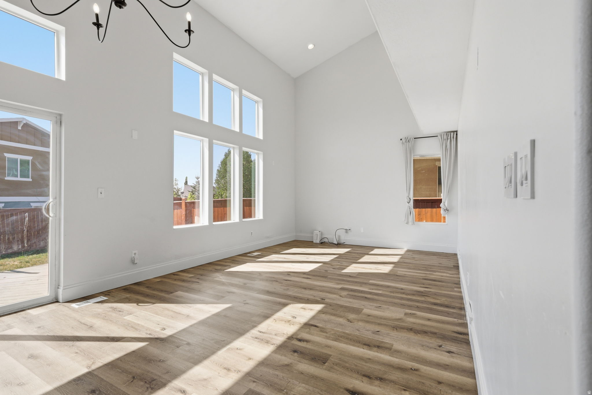 SUNCREST - Residential