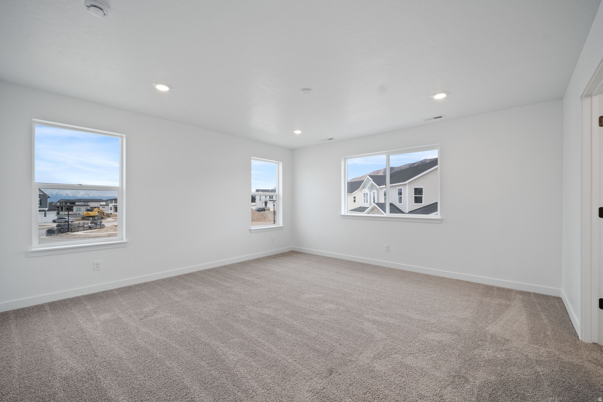 HERON HILLS - Residential