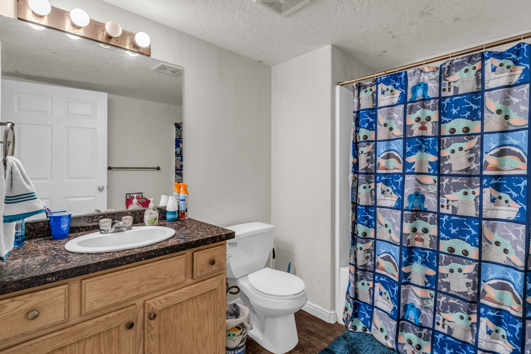 WESTBURY - Residential