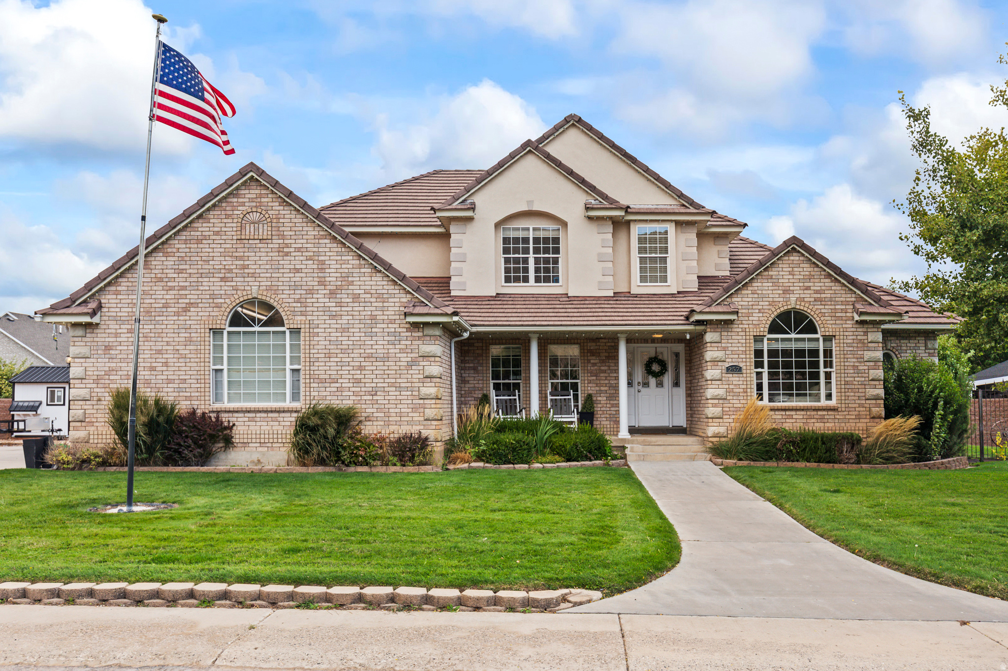 Endless potential awaits in this 4 bed 5 bathroom home! With every bedroom being huge and having its own private bathroom! The home sits on .45 acre lot with room to relax, play and entertain. Must see to understand how great this house is!