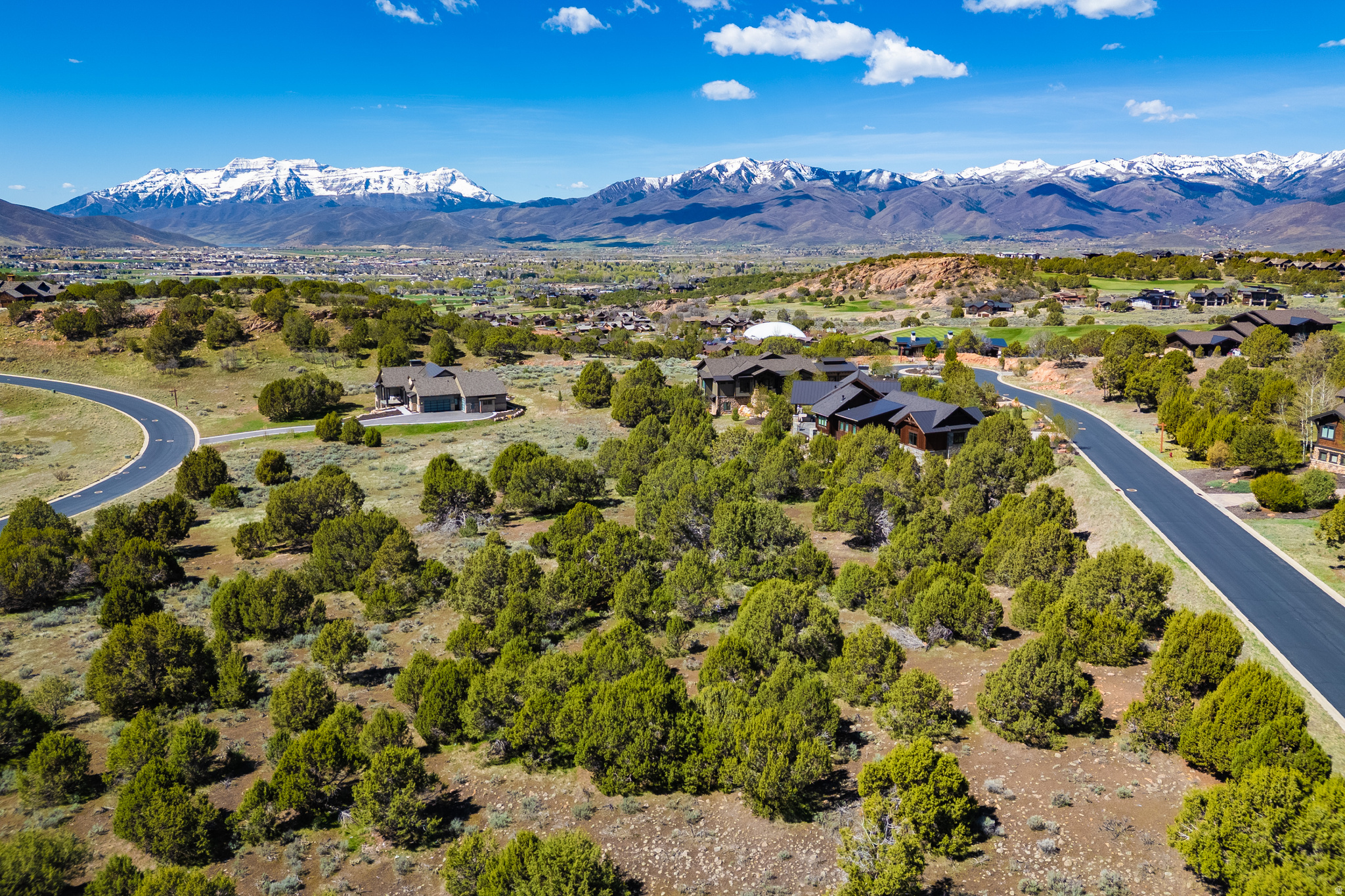RED LEDGES - Land