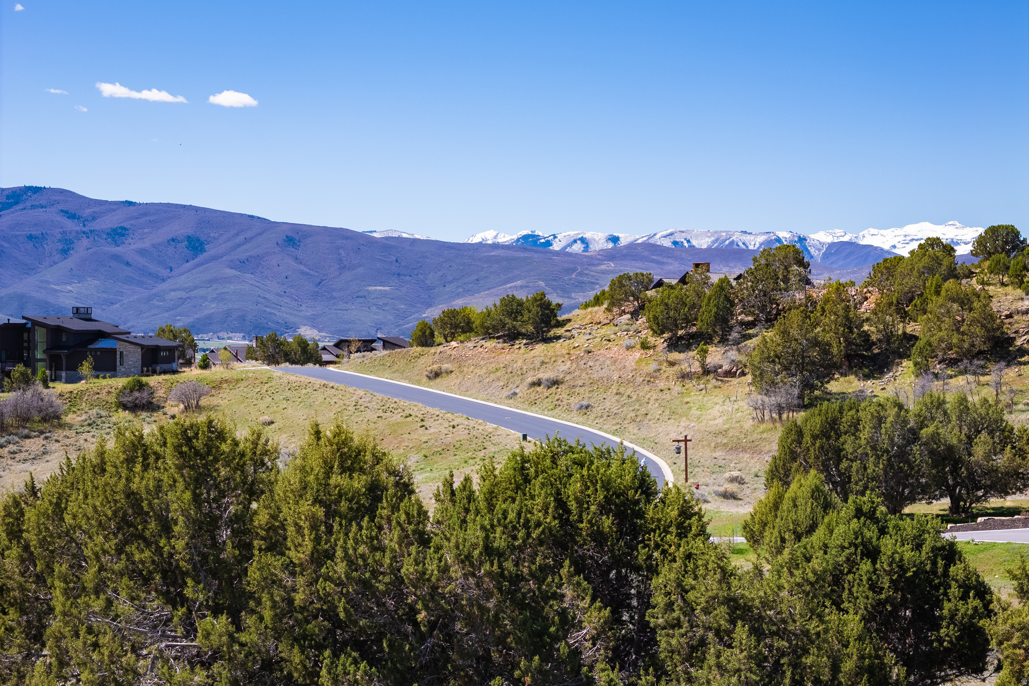 RED LEDGES - Land