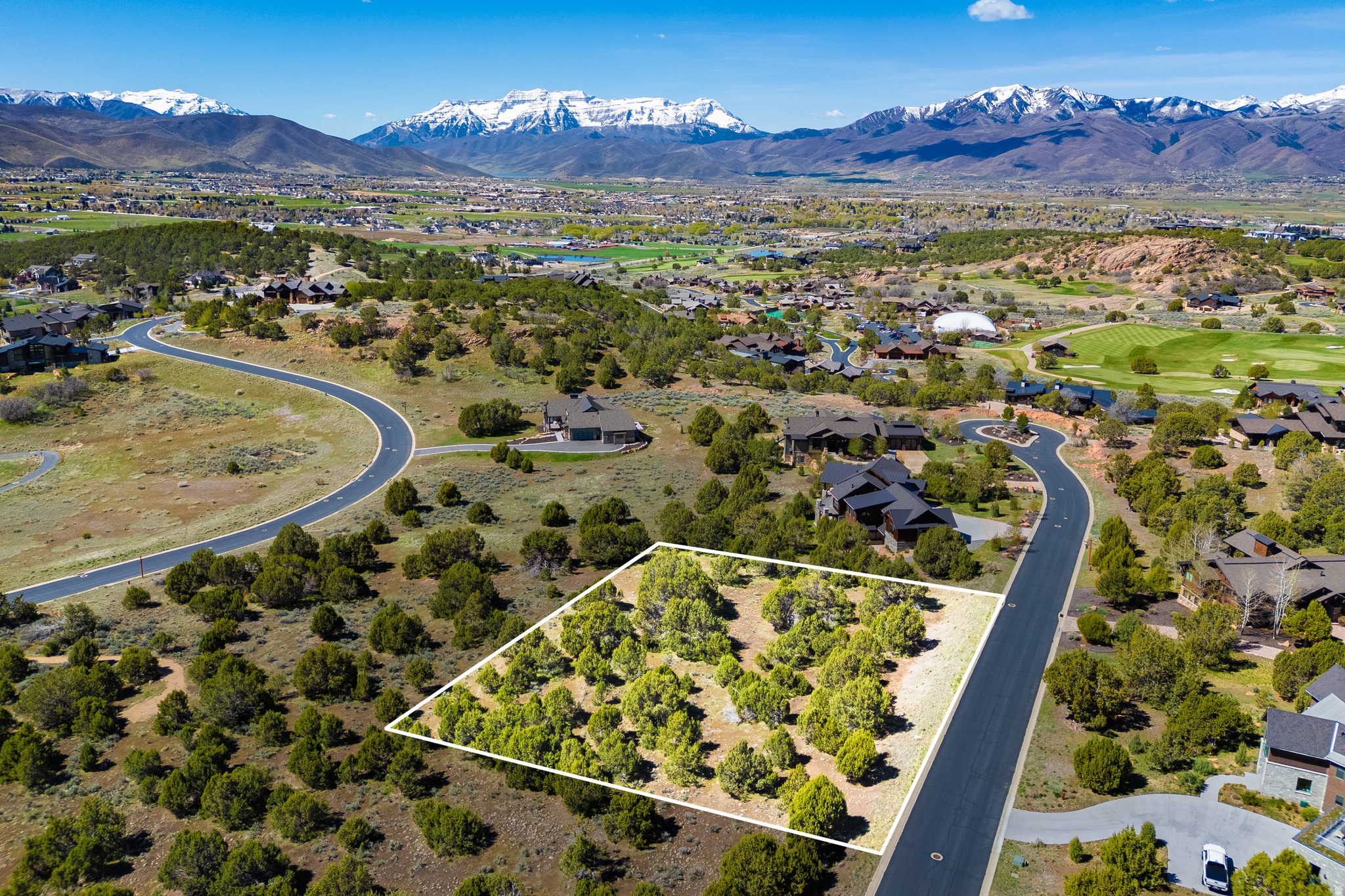 RED LEDGES - Land